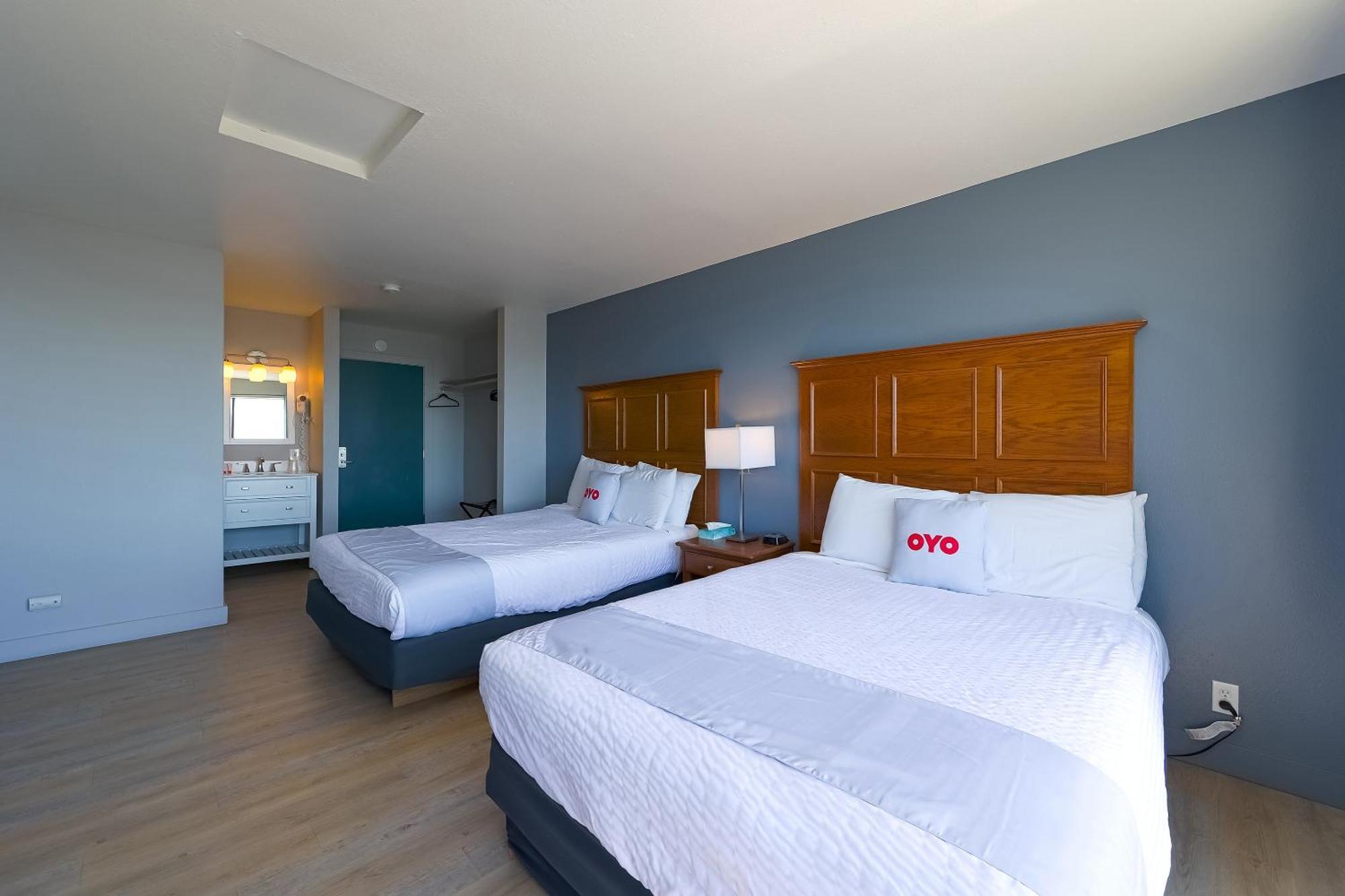 Oyo Waves Hotel Newport Or - Nye Beach Εξωτερικό φωτογραφία