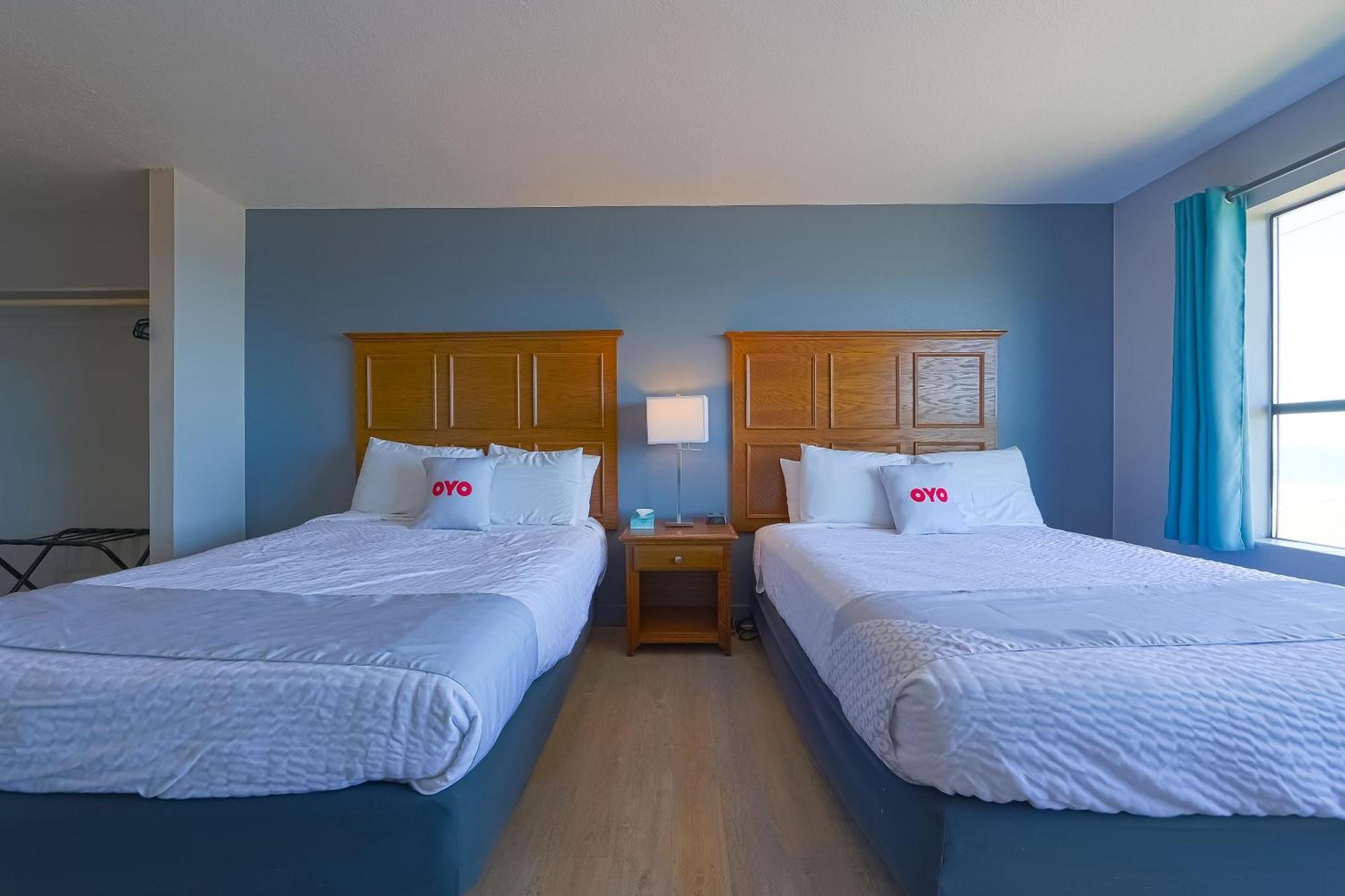 Oyo Waves Hotel Newport Or - Nye Beach Εξωτερικό φωτογραφία