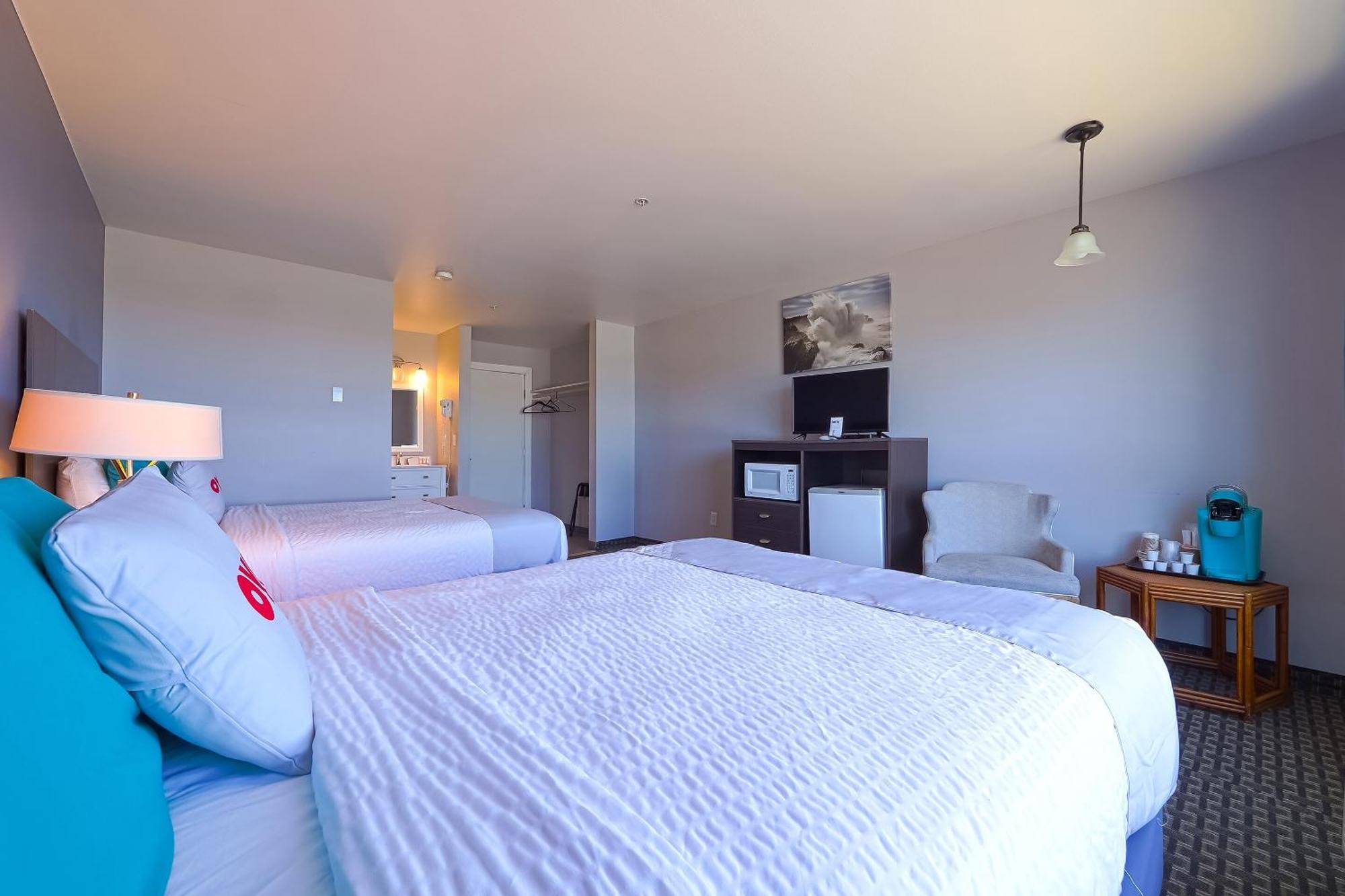 Oyo Waves Hotel Newport Or - Nye Beach Εξωτερικό φωτογραφία
