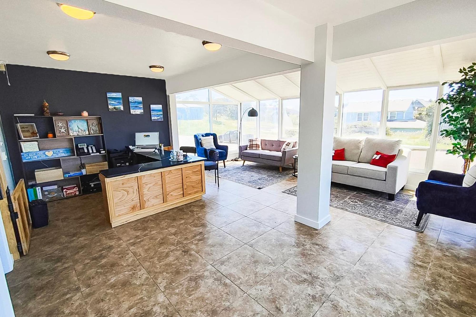 Oyo Waves Hotel Newport Or - Nye Beach Εξωτερικό φωτογραφία