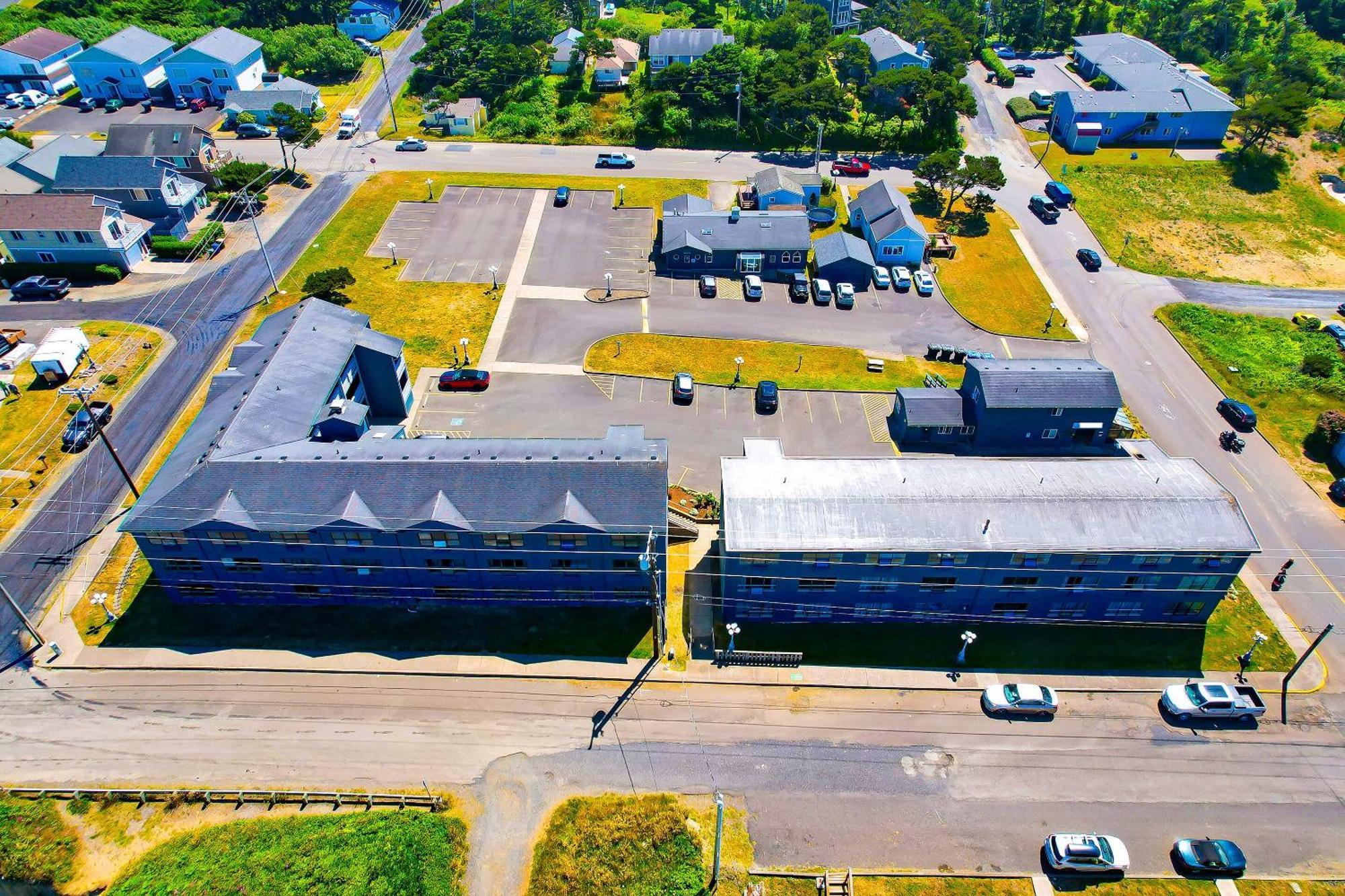 Oyo Waves Hotel Newport Or - Nye Beach Εξωτερικό φωτογραφία